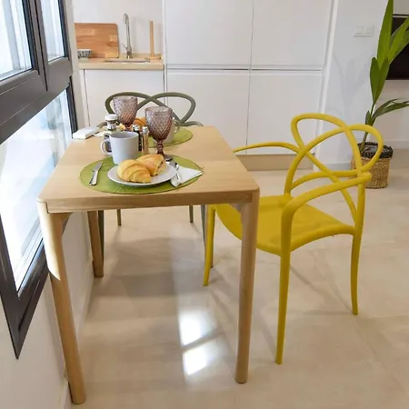 Estudios Ollerias By Sharingco Apartment Malaga